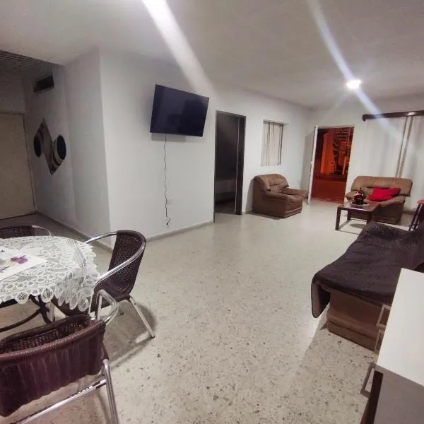 Hostal, casa Jaramillo, hotel v destinaci Roldanillo