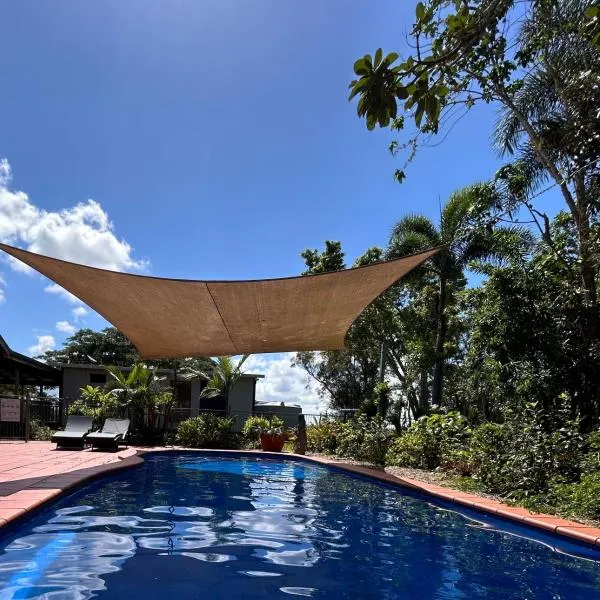 Feng Shui Sugarcane Cabin, hotel in Proserpine