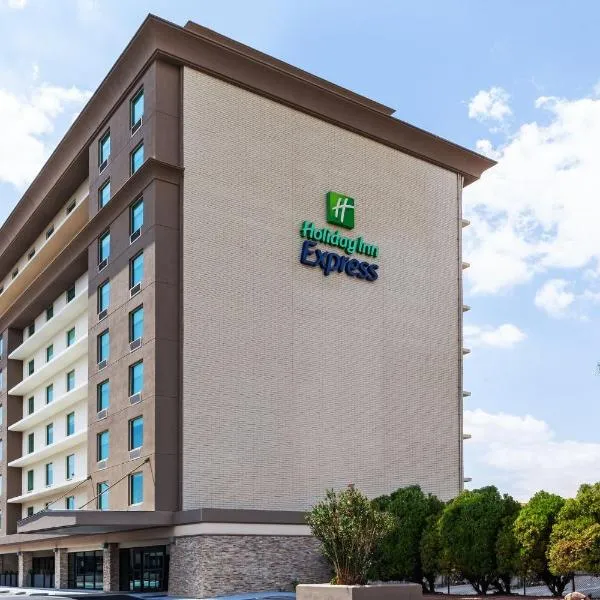 Holiday Inn Express El Paso-Central, an IHG Hotel, hótel í Sunland Park
