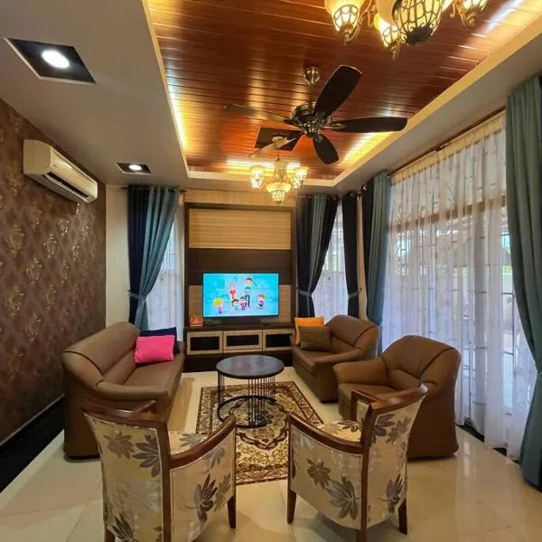 Tokwan Homestay 2 - Homestay with private kid's pool, hotel in Kuala Kedah