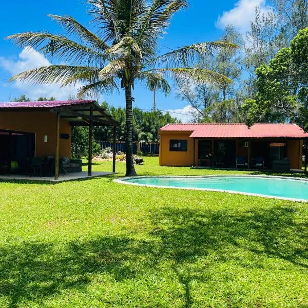 Twin House #2, hotel v destinaci Ponta do Ouro