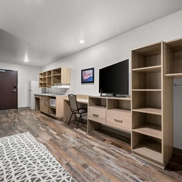 WoodSpring Suites Dearborn Detroit, hotel v destinaci Dearborn