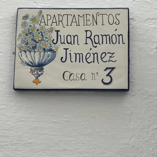 APARTAMENTOS JUAN RAMÓN JIMÉNEZ 3, hotel in Utrera