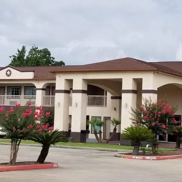 HomeBridge Inn and Suites, hotell sihtkohas Lumberton