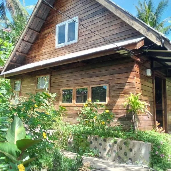 Bayawan Sunset Inn next to julsam and orange house, hotel v destinaci Bayawan