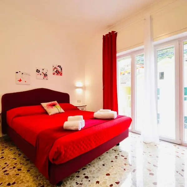 Floral Holiday، فندق في مينوري