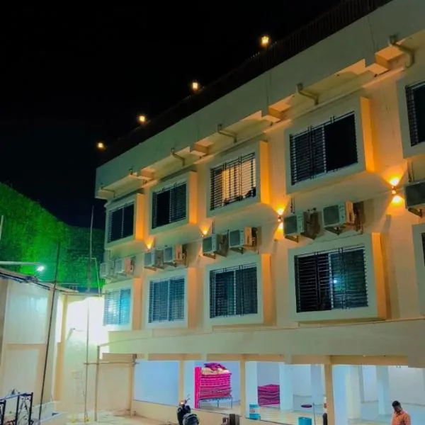Hotel Mayur Residency, hotell i Khuldābād