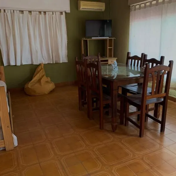 Sanguinetti, hotel in Colón