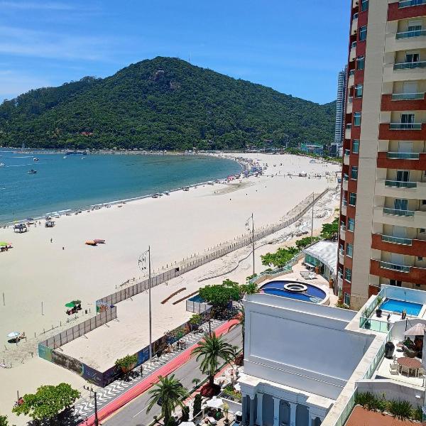 Excelente AP Pé na areia Vista mar