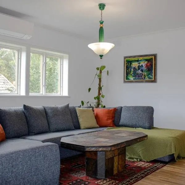 Modern Country Apartment, hotel v destinaci Borlänge