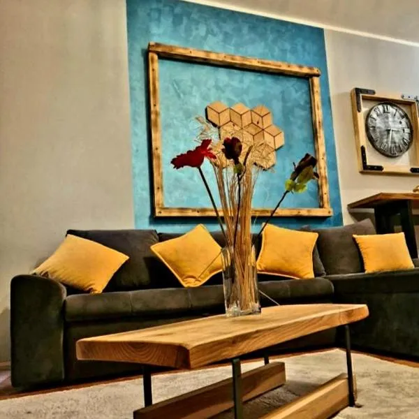 Center Lux Apartment Marijana, hotel in Novi Sad