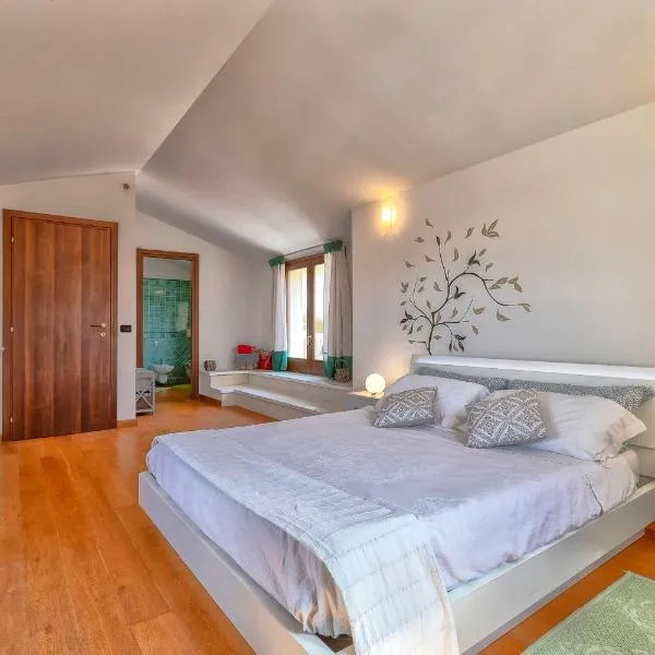 Sardinia Guest House, hotel v destinaci Olmedo