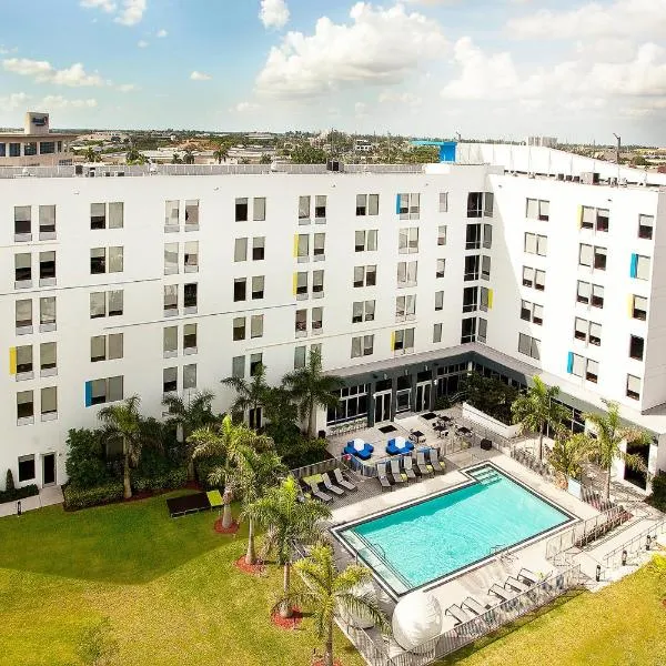 Aloft Miami Doral โรงแรมในTamiami