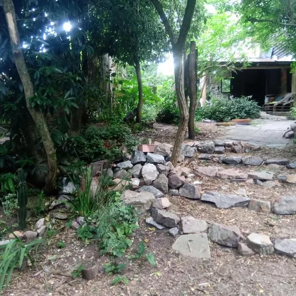 Casa Marindia una cuadra playa, khách sạn ở Salinas