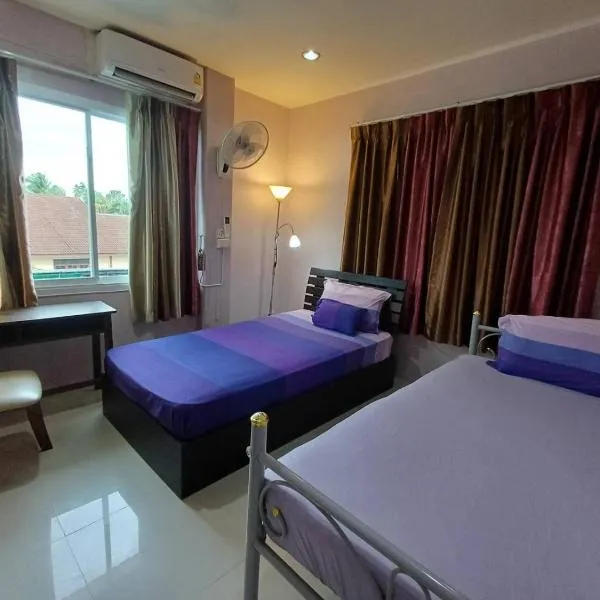 168Hostel Airport@Phuket, hotel v destinaci Thalang