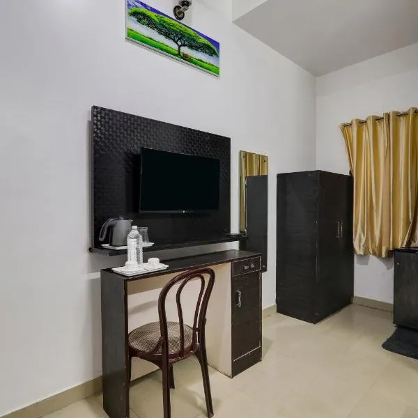 Townhouse 1229 Hotel Vaishnavi Inn, hotel u gradu Hasanganj