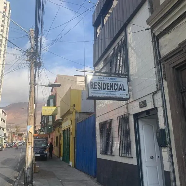 Residencial La Piramide, hotel v destinaci Iquique