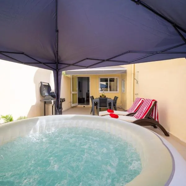 3 Bedroom House of Character in Rabat, hotell i Rabat