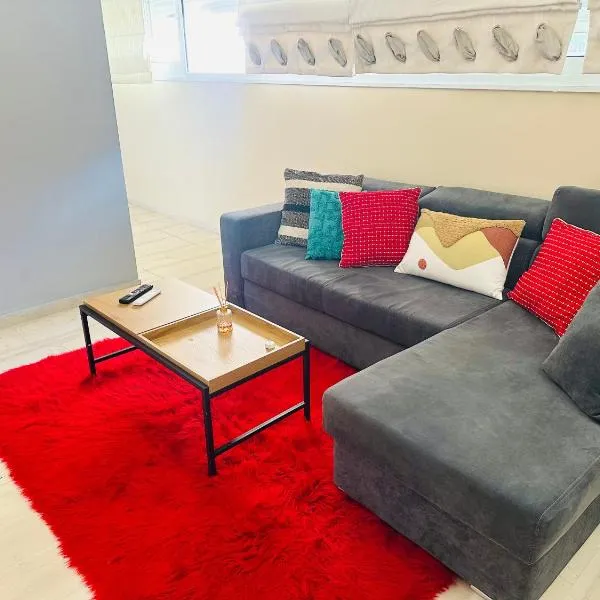 ROYAL RED SUITE NO 1, PIRAEUS PORT，比雷埃夫斯的飯店