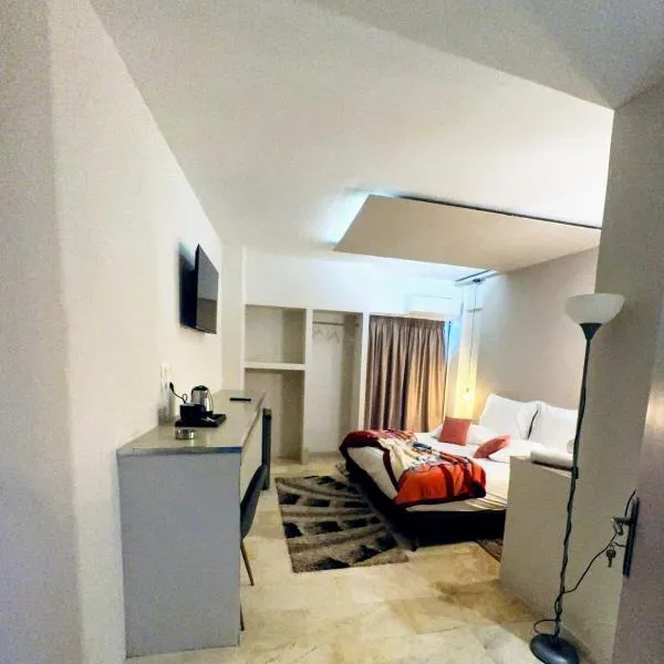 CENTRAL VIEW ΜΙΔΕΙΑ, hotel Livadiában