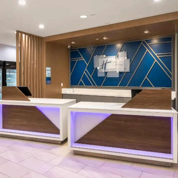 Holiday Inn Express & Suites Hawaiian Gardens by IHG, hotel a Hawaiian Gardens