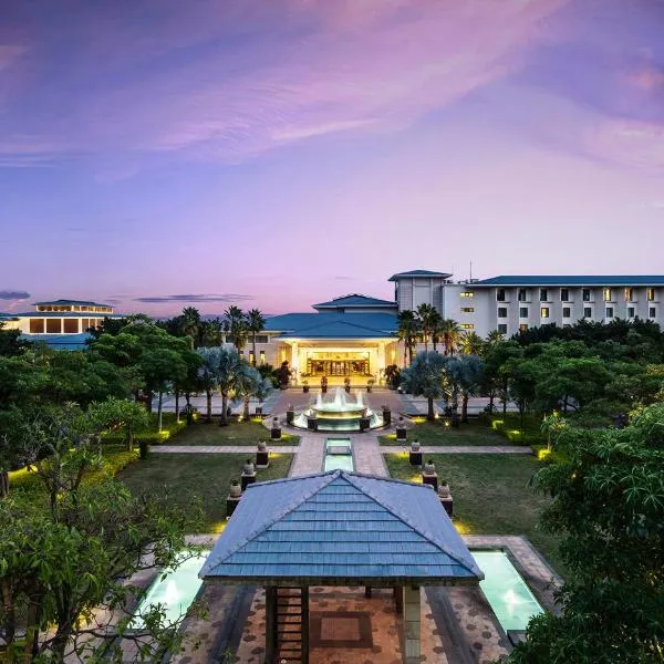 Seaview Resort Xiamen, hotel in Hecuo