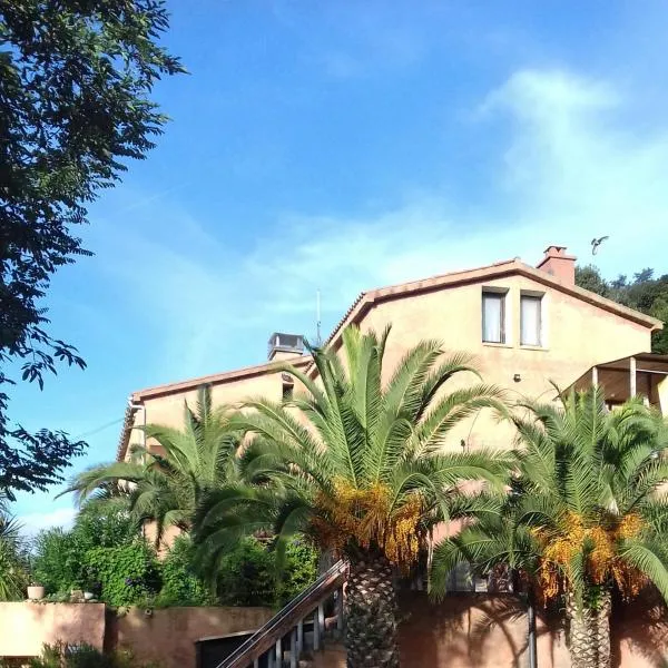 Studio à la campagne, Hotel in Villanova