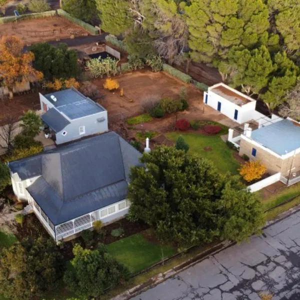 Vier Seisoene Gastehuis, hotel in Loxton