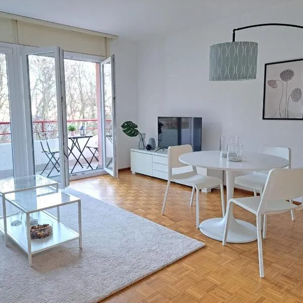 Pink Flat by Quokka 360 - Close to the Italian Border – hotel w mieście Chiasso