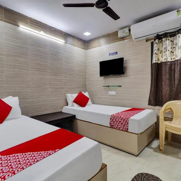 Hotel Vallabha Residency, hotel in Nidadavole