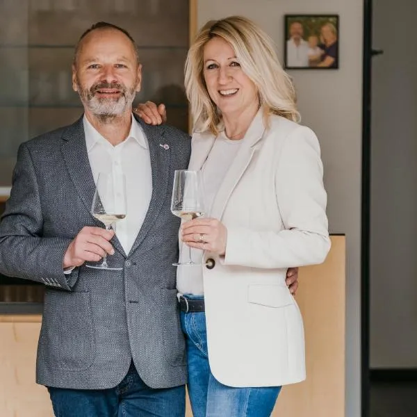 Weingut Bäuerl，位于杜伦斯坦的酒店