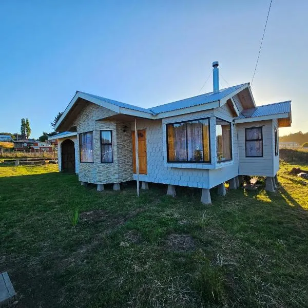 Casa familiar en Isla Lemuy, hotel v mestu Puqueldón