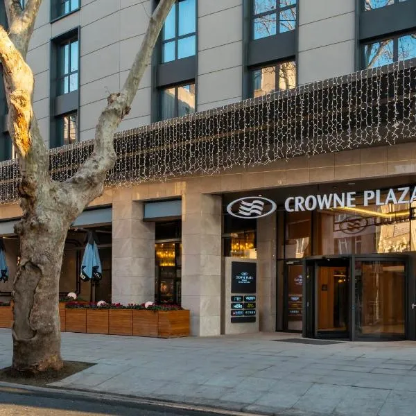 Crowne Plaza Istanbul - Ortakoy Bosphorus, an IHG Hotel, hotel in Tarabya