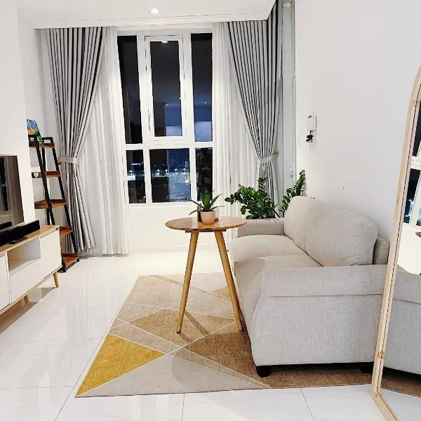 Lá Homestay Apartment, hotel in Long Xuyên