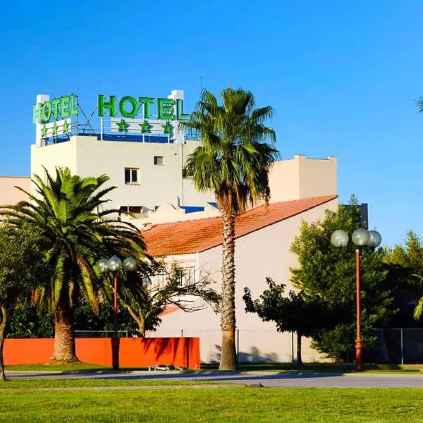 Hôtel Goélia Argelès Village Club, hotel v destinaci Argelès-sur-Mer