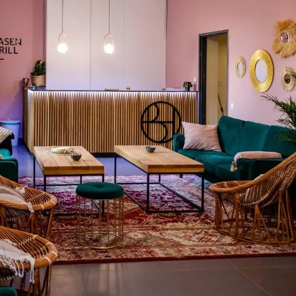 BOHO HOUSE, отель в Устшики-Дольне
