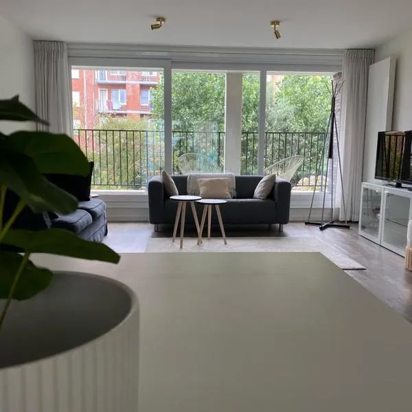 Recent en lichtrijk duplex-appartement te Wenduine, хотел в Вендуин