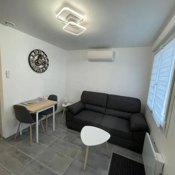 La maisonnette Saint-quentinoise, hotel in Saint-Quentin