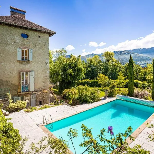 Château Monts Blancs, hotel v destinaci Lumbin
