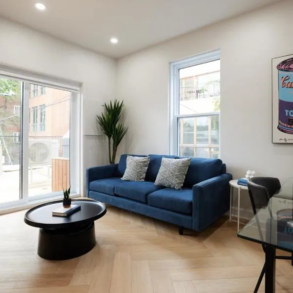 Chic 2 Bedroom apartment in Le Plateau by Denstays, hotel in Montréal