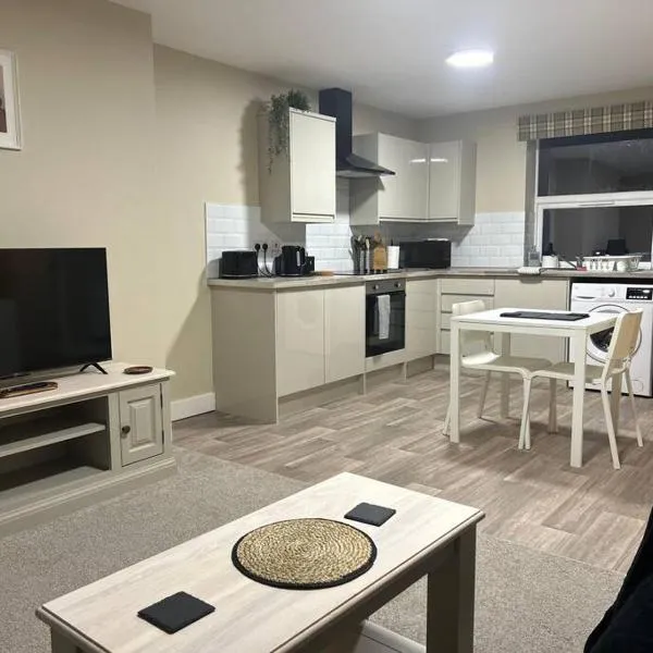 Comfortable & Spacious Apartment, hotel v destinaci Stoke-on-Trent