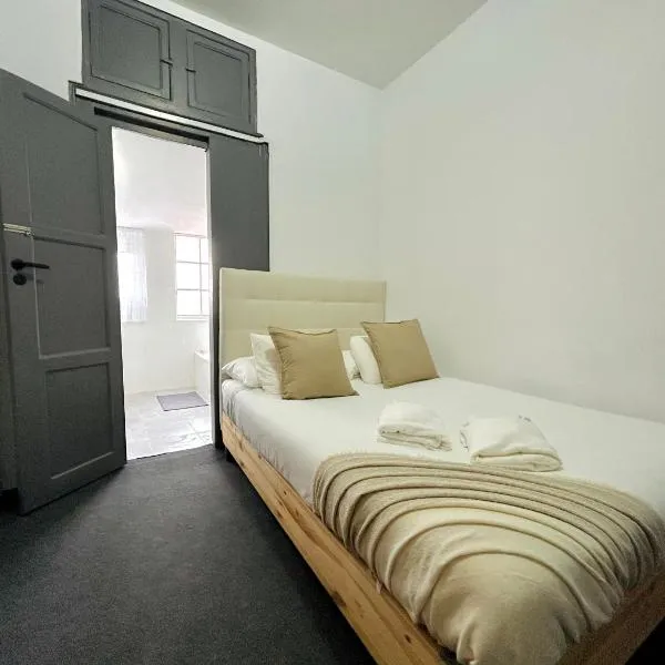 Low Cost Arroios Rooms