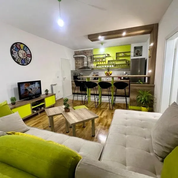 Green Apartment, hotel in Skopje