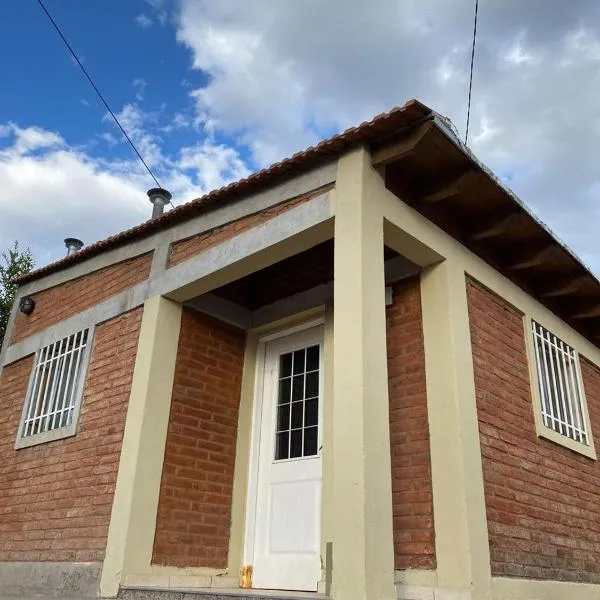 Hospedaje Amparo Del Sur、Pareditasのホテル