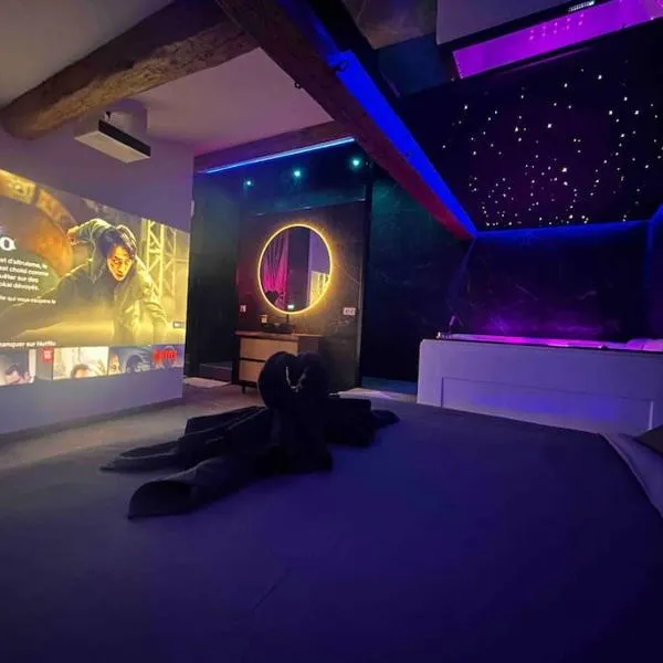 L’arène des plaisirs - love room, viešbutis mieste Nimas
