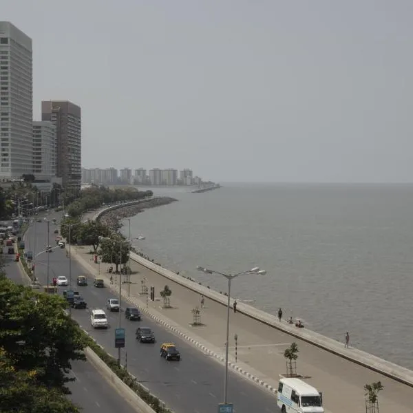 Sea Green South Hotel, hótel í Mumbai