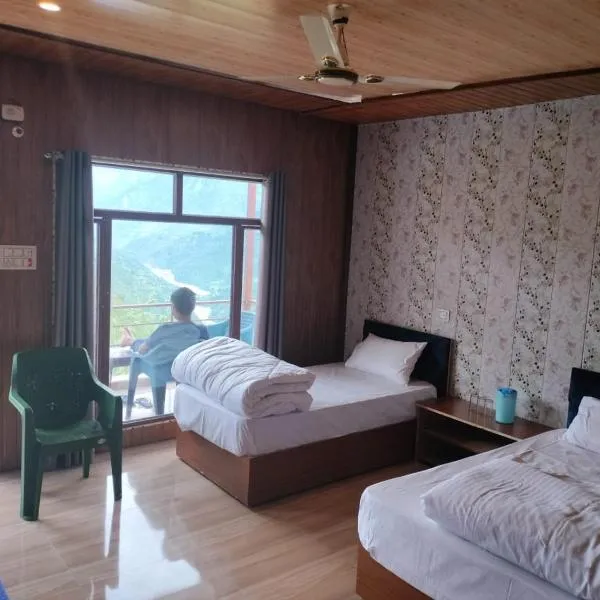 Chaukhamba View Resort, hotell i Kurchhola