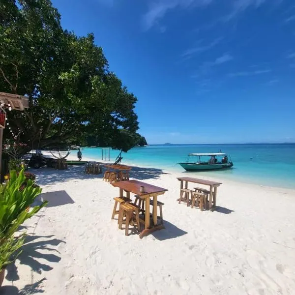 DEWATI ROOMSTAY B&B、ラン・テンガのホテル