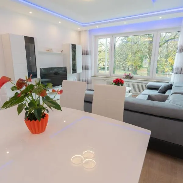 Mega Lux Apartment, hotel v destinaci Esslingen