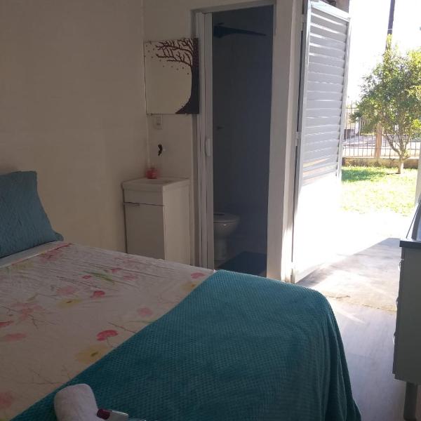 Kitnet espaçosa e bem localizada - Próximo ao lago e centro de eventos - Foto 2